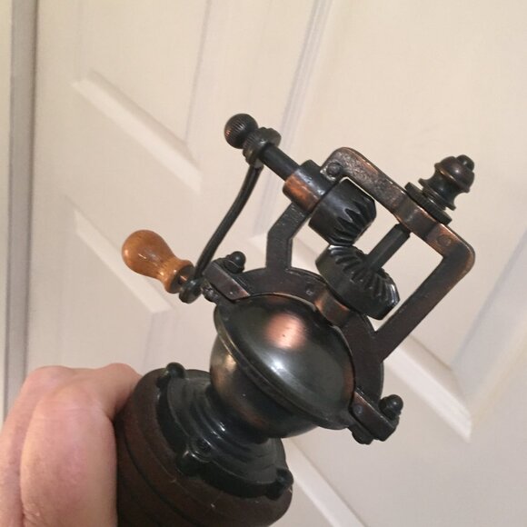 Vintage MCM Salt & Pepper "Strawberry" Design Shakers w/bonus Steampunk Look Cra - Picture 9 of 9